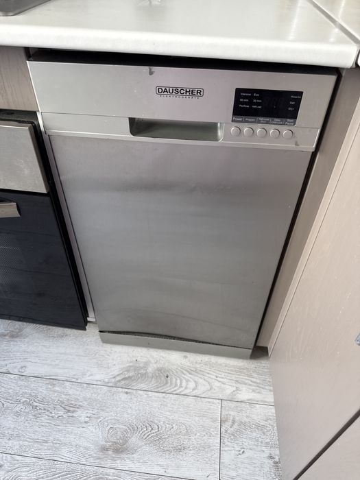 Продам посудомойку !