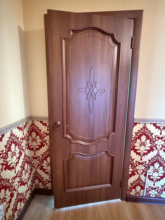 двери межкомнатные б/у