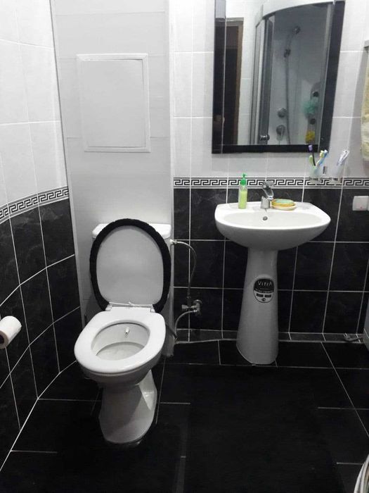 Сдается однокомнатная квартира, переделанная в 2 -х на Ц-5