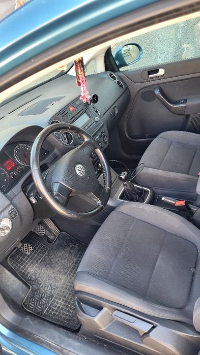 Wolkswagen golf 5 plus. 19
