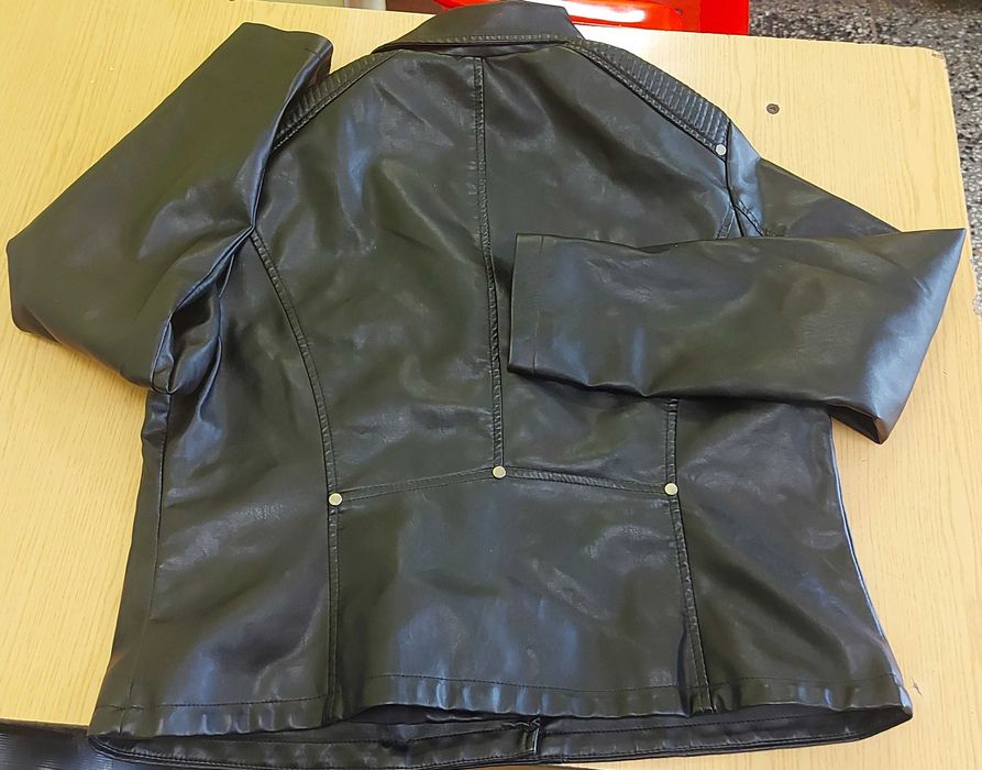 Дамско кожено яке ХЛ размер