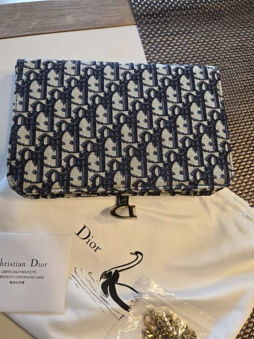 Налична Dior топ качество