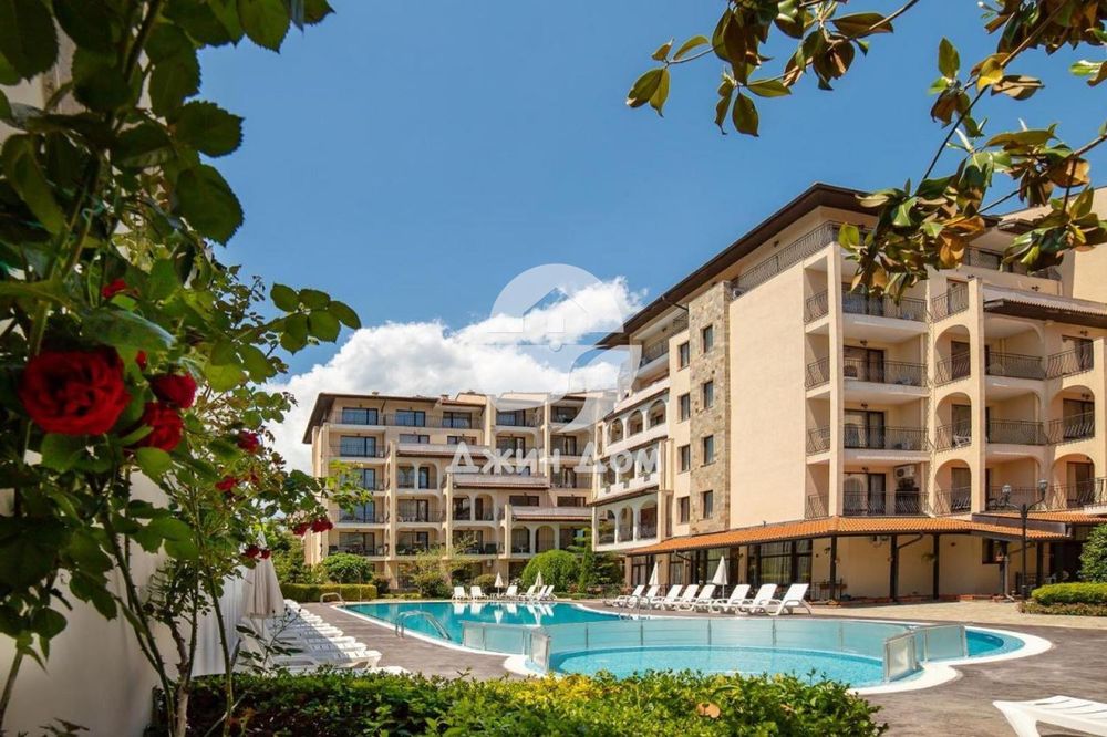 Продава се Двустаен апартамент в к.к. Слънчев бряг - 51 кв.м за 1236 €/кв.м - Снимка #8