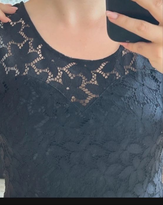 Rochie neagra cu dantela