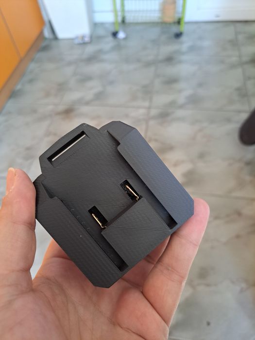 Adaptor baterie Parkside pentru scule Ryobi