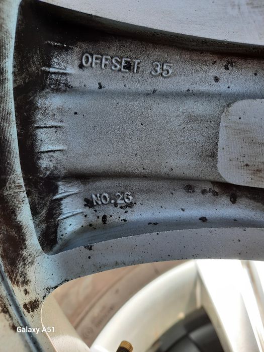 Ляти джанти с гуми КИЯ ДЖИП.