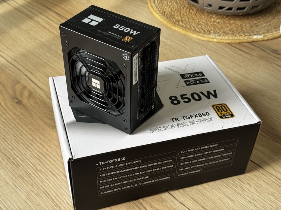 Блок питания Thermalright SFX 850W Gold