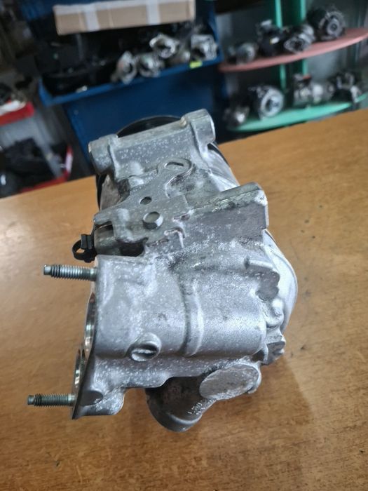 Compresor aer condiționat Peugeot 3008 Citroen DS 7  1.2  1.6i  2016>