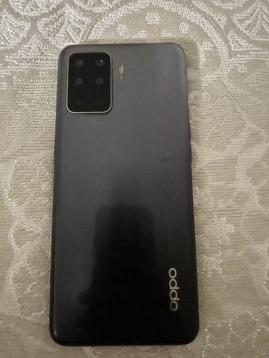 Продам телефон Oppo Reno 5 Lite