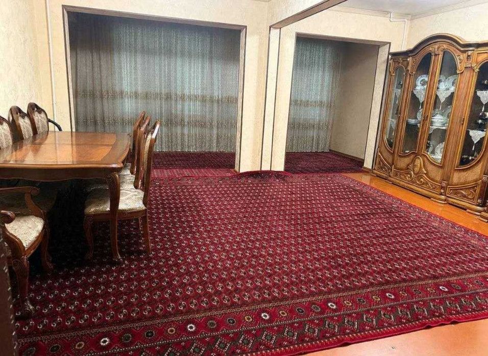 Юнусабад19, 4в5/1/5.Улучшенная 110м2,Не Торец,Парковка+2,Огород Подвал