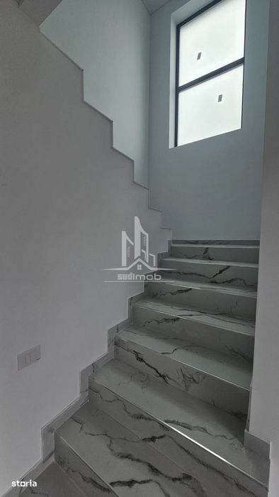 Casa individuala stil mediteranean comuna Berceni.