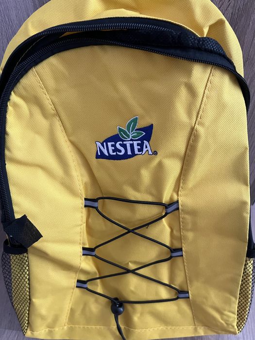Чисто нова раница nestea
