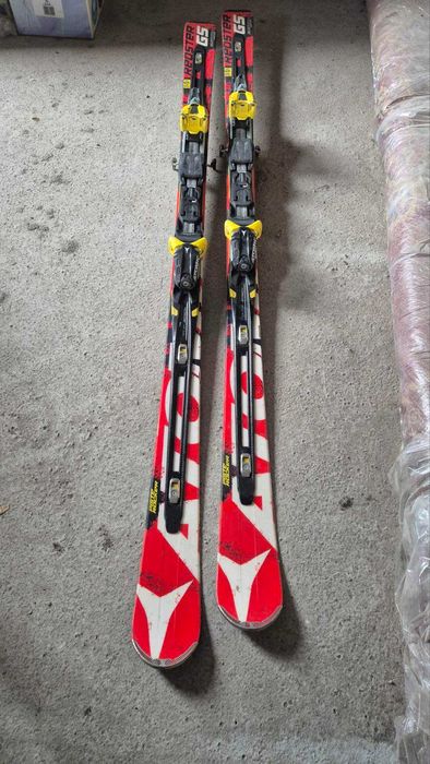 Ски втора употреба Atomic 140см+обувки HEAD и 175см
