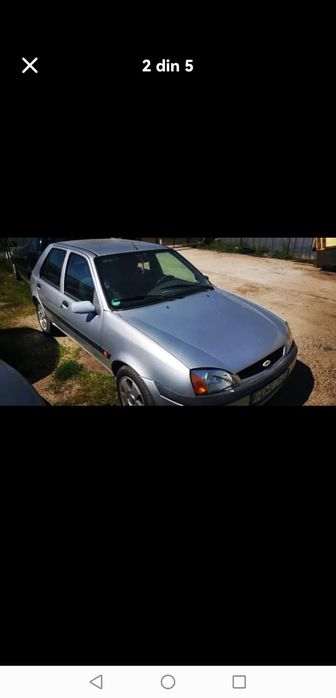 Vând Ford Fiesta