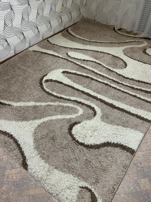 Продам ковер травка