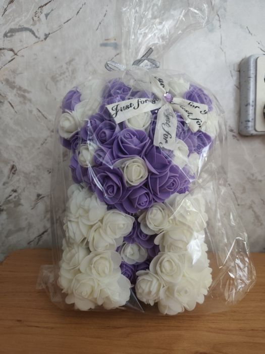 Мече от рози  Перфектен подарък + сърца