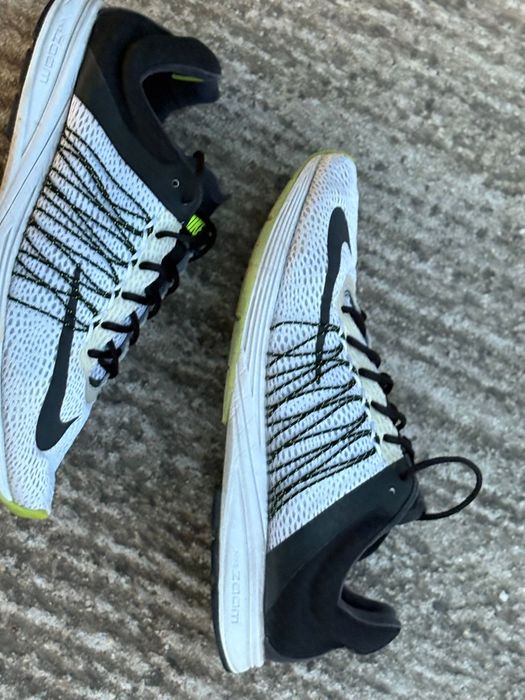 Vand pantofi sport Nike