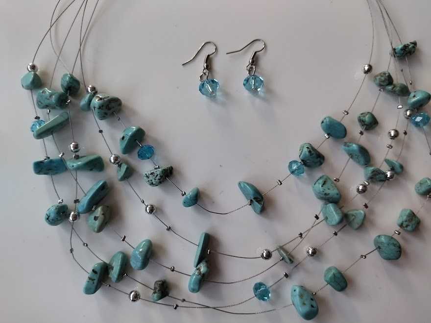 Колие и обеци- тюркоаз