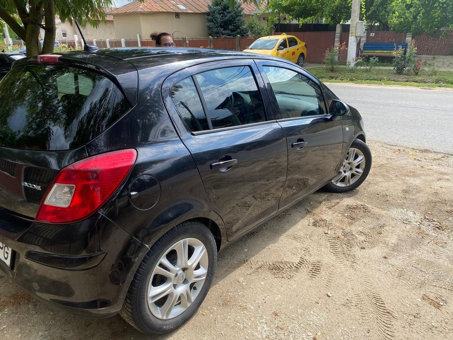 OPEL Astra 2011 — imagine 5
