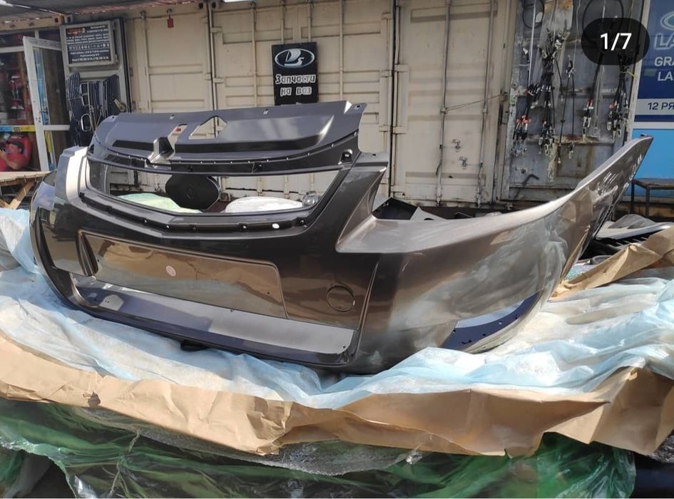 Бампер передний приора