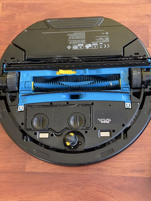 Моющий пылесос iRobot Scooba 450