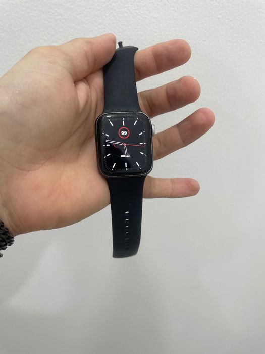 Apple Watch se смарт часы