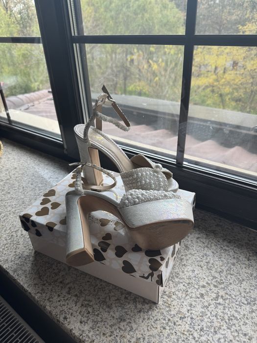 Pantofi platforma mireasa