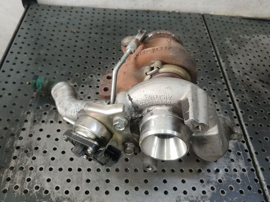 Turbina 1.6hdi 1.4 tdci 1.5 tdci 1.6 tdci ford fiesta 6 citroen berlingo c3 c4 9673283680 49373-02003