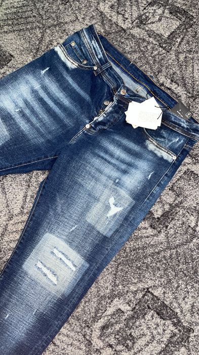 Vand Blugi dsquared2