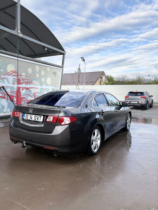 Vand Honda Accord CU2 automata 2.4 vtec 201cp