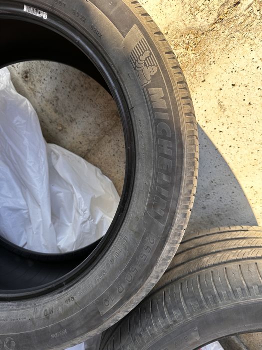 255/50 R19 Michelin Primacy Tour