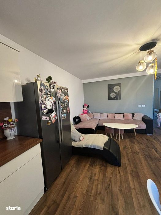Casa tip duplex de vanzare cu 5 camere si curte la Sanandrei