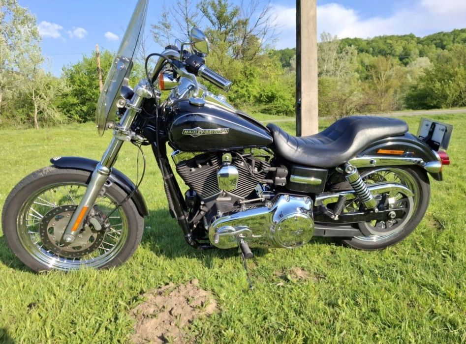 Motocicleta Harley Davidson FXDC Dyna Super Glide Custom 103 1690cc