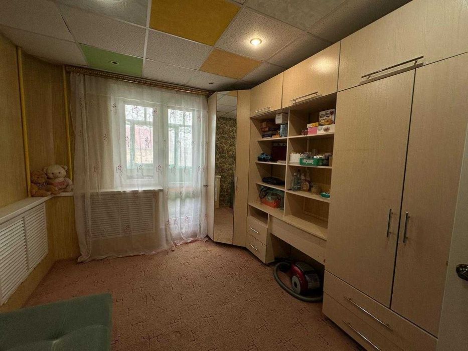 Продам 3-х комнатную квартиру в 8 микрорайоне