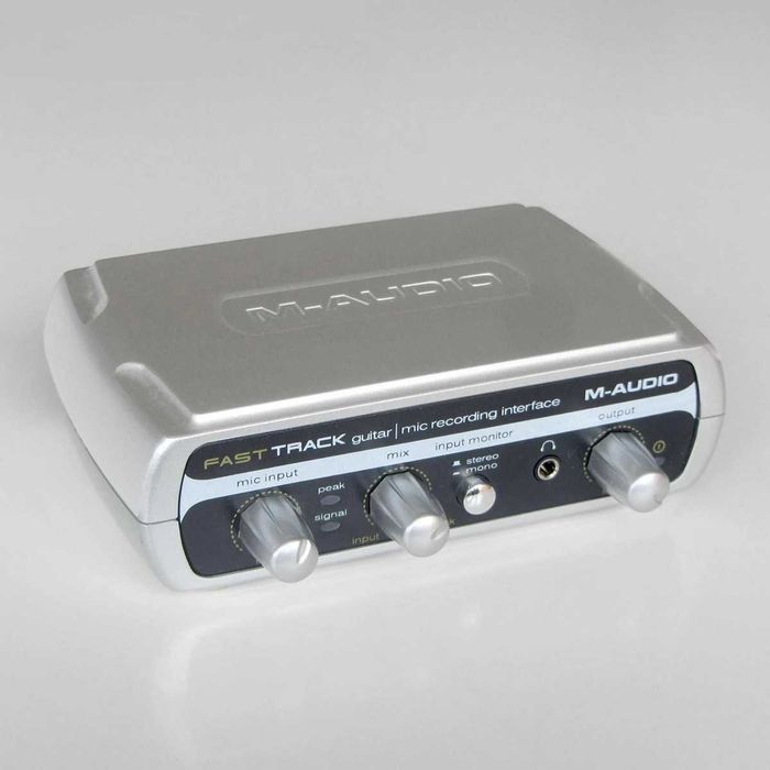 Interfață audio USB M-Audio Fast Track – 24-bit/48 kHz – XLR  - Garantie 1 AN!