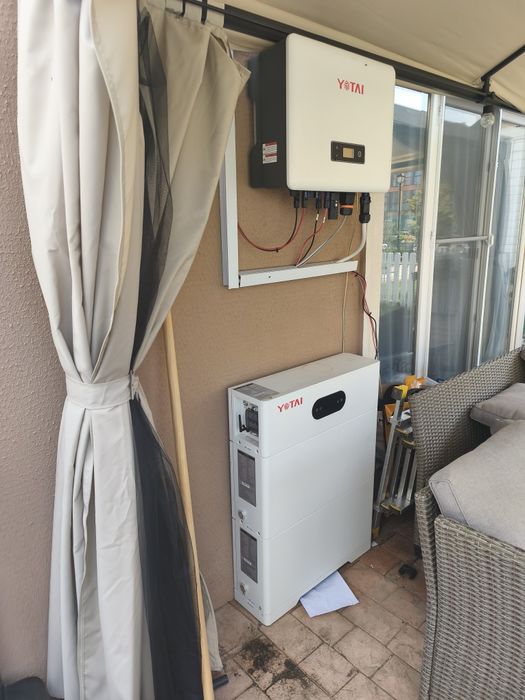 BATERII de stocare, montaj, fotovoltaice