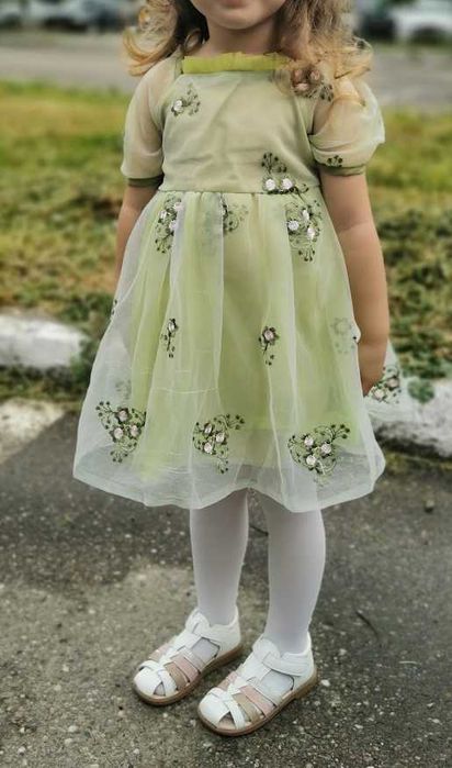 Rochita verde, 3 ani