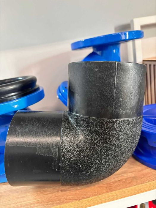 Отвод литой ПЭ100 sdr17/11