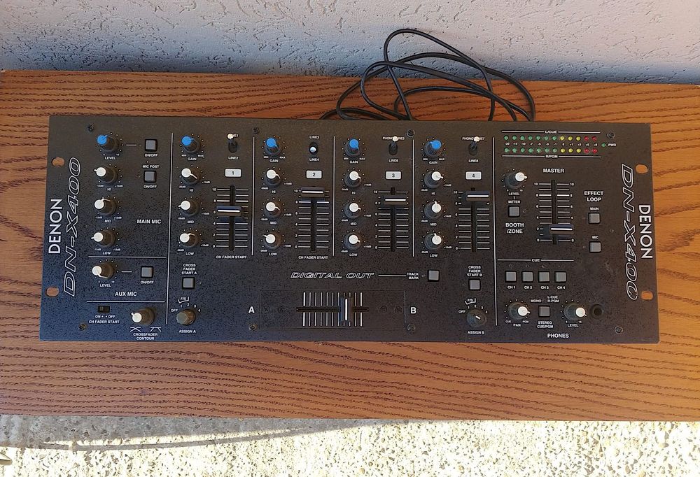 Denon  DN-X400 mixer consola mixaj pt. DJ 4 canale  Sony Pioneer Traktor Allen & Heath Formula Sound