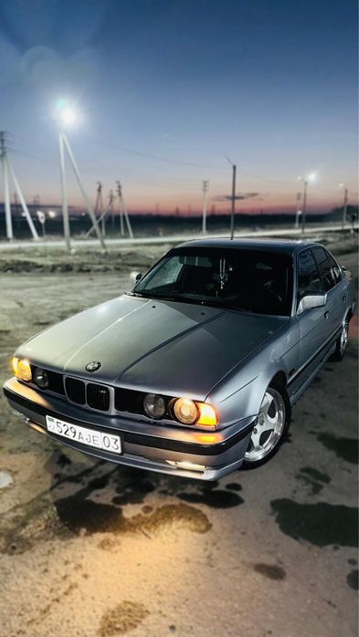 Продам Bmw e34 530