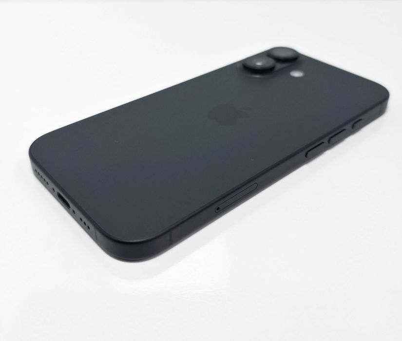 НОВ•iPhone 16 128GB Black