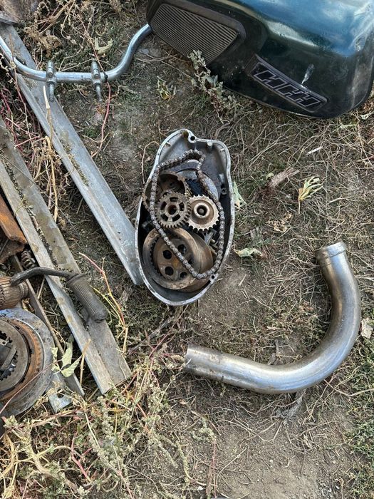 Продам запчасти на мотоцикл.
