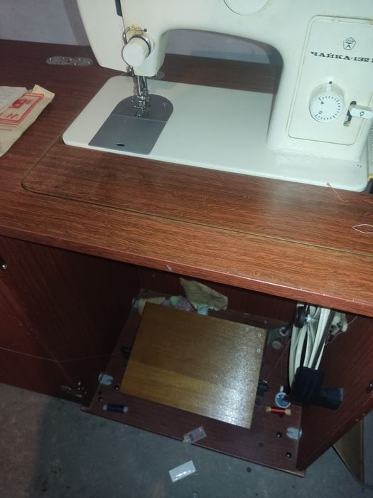 Швейная машинка Чайка 132 м