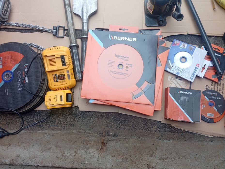 Scule și materiale de construcții