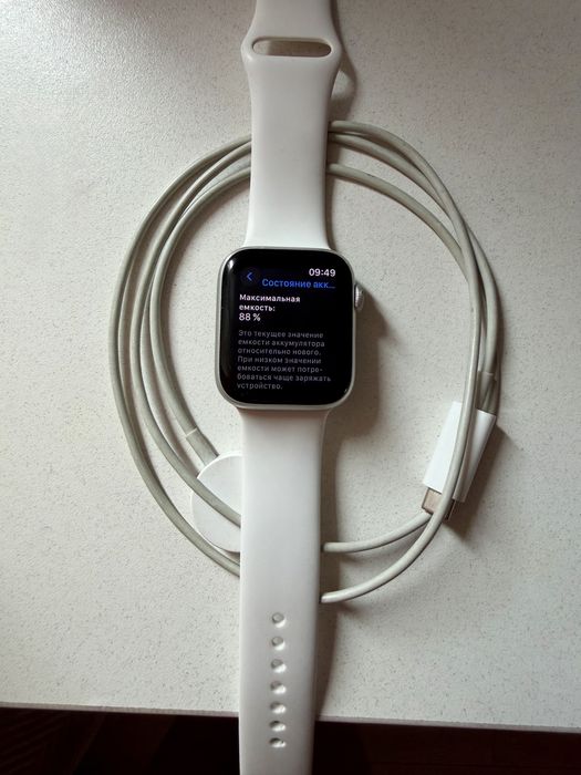 Apple Watch SE 44mm оригинал