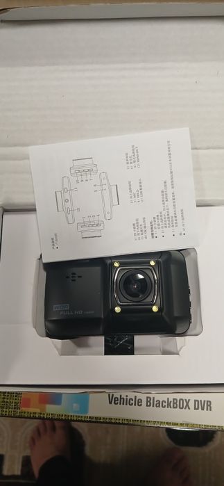 Видеорегистратор продам.