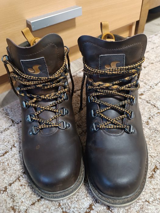 Ghete din piele DVS Yodler