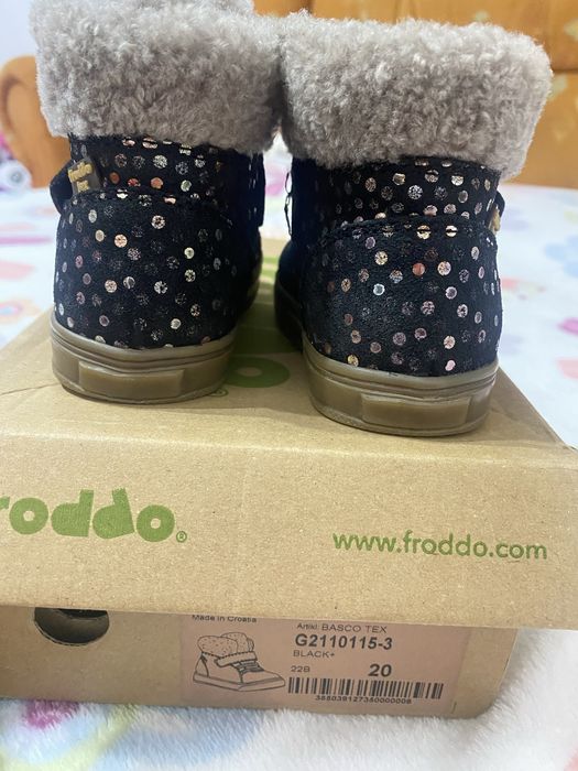 Ghete froddo piele 20