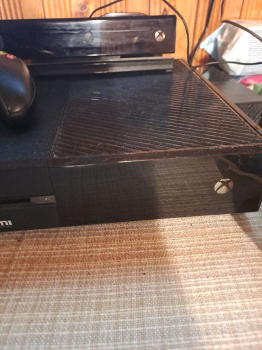 Xbox  one  de 1tb cu kinekt si jocuri