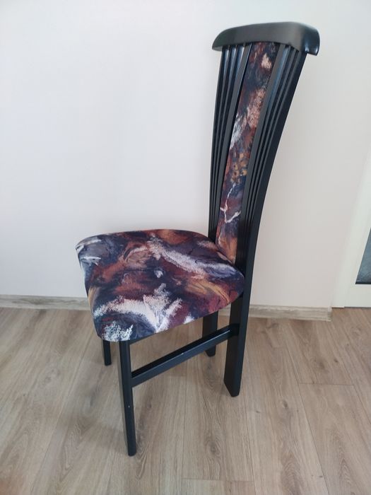 Продавам столове